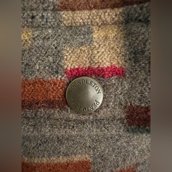 Pendleton Coat - Picture 4 of 6